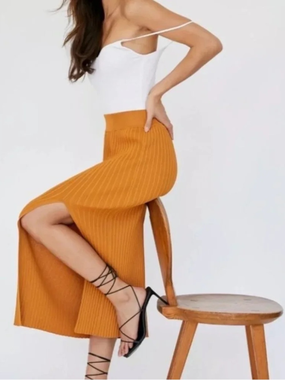 Holla Ribbed Knit Midi Skirt in Brown